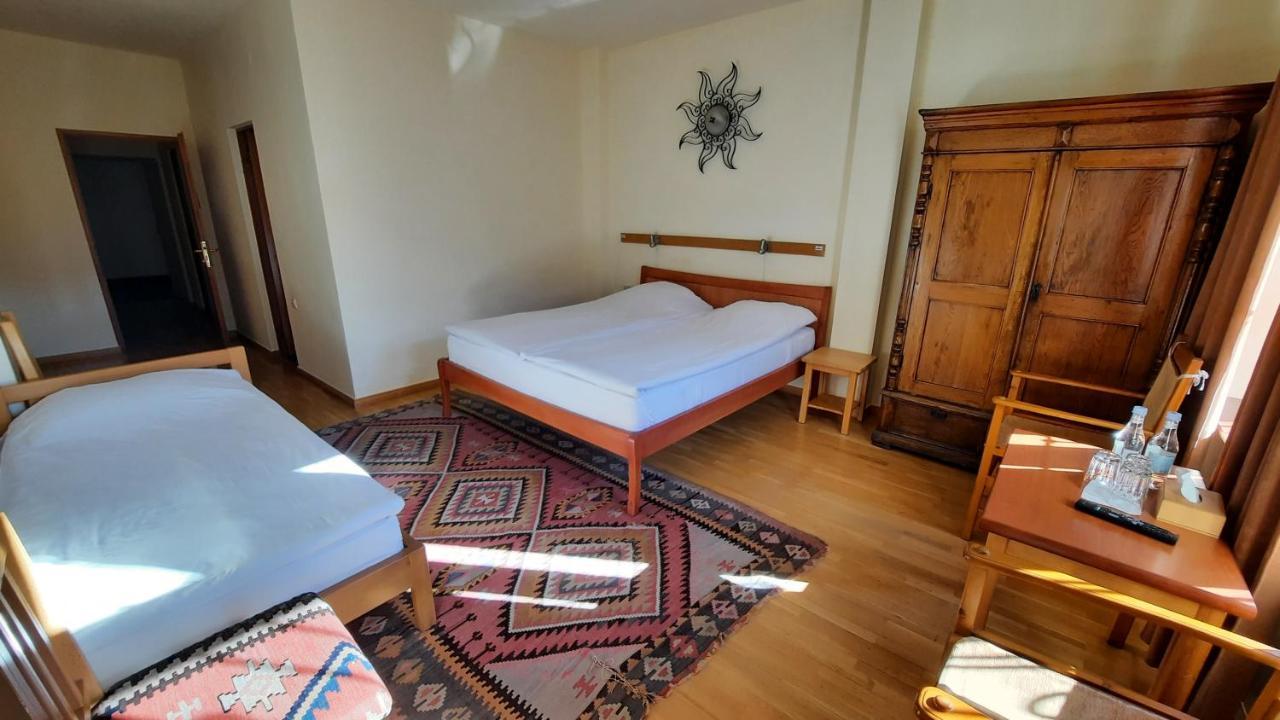 Hotel Mirhav Goris Exteriér fotografie