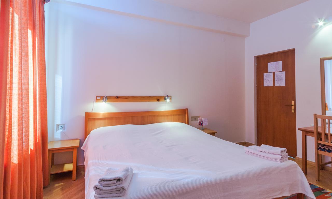 Hotel Mirhav Goris Exteriér fotografie